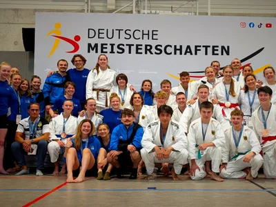 Die 38 bayerischen Athletinnen und Athleten stellten nach Niedersachsen und Hessen das drittgrößte Team bei den Deutschen Meisterschaften 2025.